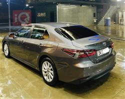 تۆیۆتا کامری